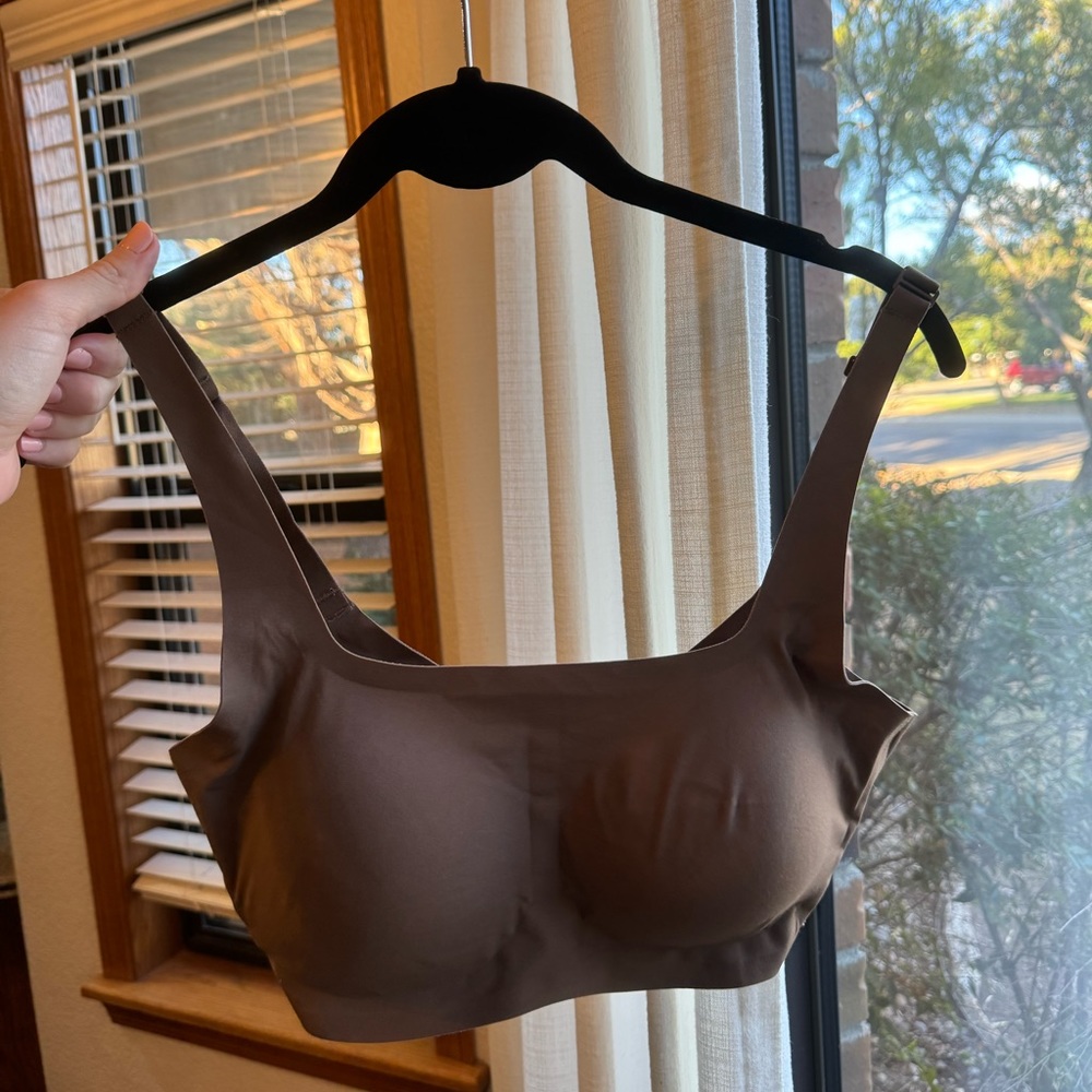 Skims Naked Scoop Bra - XL
